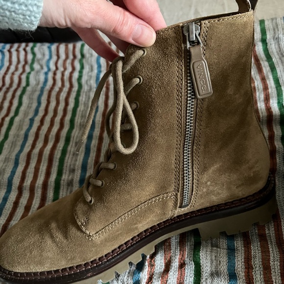 VINCE Cabria suede lug boot in dark clay sand beige, size 9. EUC - Picture 3 of 6